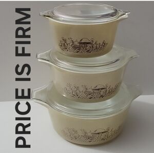 Vintage Pyrex Mixing Nesting Bowls (3) Mushroom Pattern with Lids